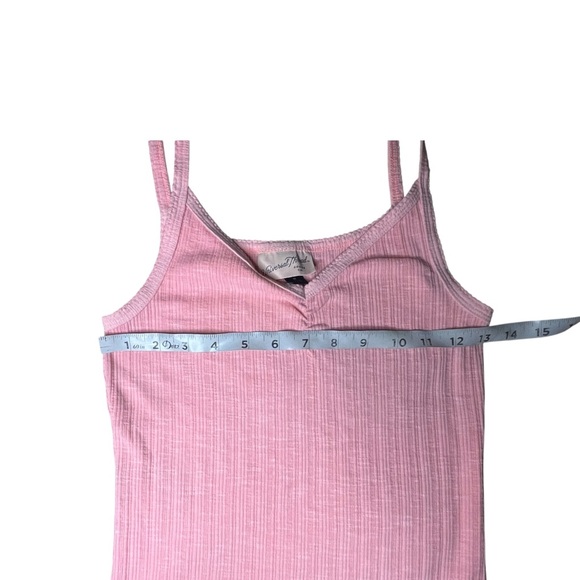 Universal Thread Pink Ribbed V-Neck Tank Top Medium - Picture 7 of 9